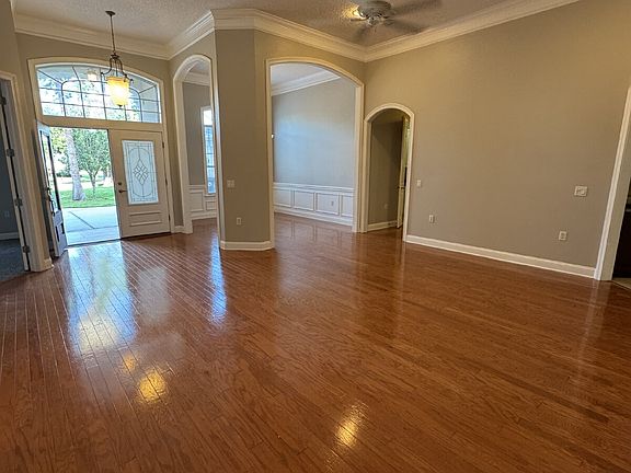 4th image of 2580 Heather Oaks Ct