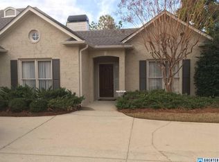 619 Highland Ct, Vestavia, AL 35242