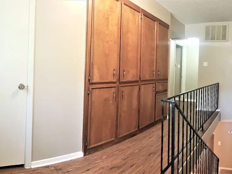 7604 Bridges Ave #B — Photo 10