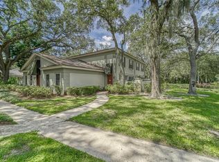 6210 Dewdrop Way, Temple Terrace, FL 33617