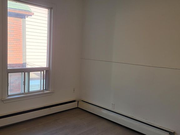bedroom3
