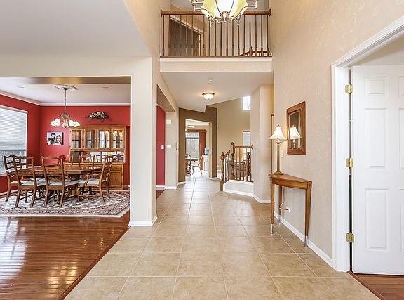 3rd image of 18747 W Highfield Dr W