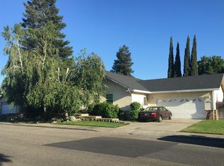 12112 Washington Rd, Waterford, CA 95386