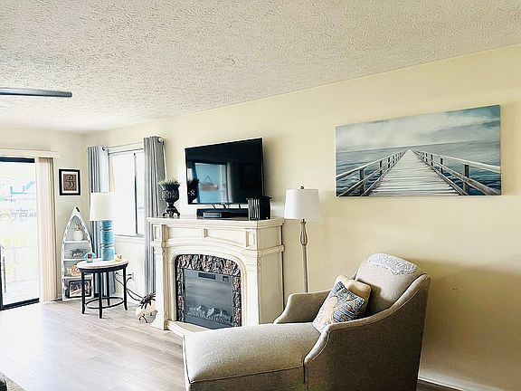 4th image of 8501 N Lagoon Dr Unit 506