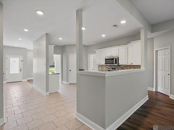 5th image of 35981 Wilmington Ave