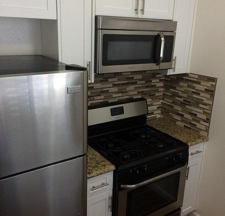 1st image of 4035 Wilson Ave