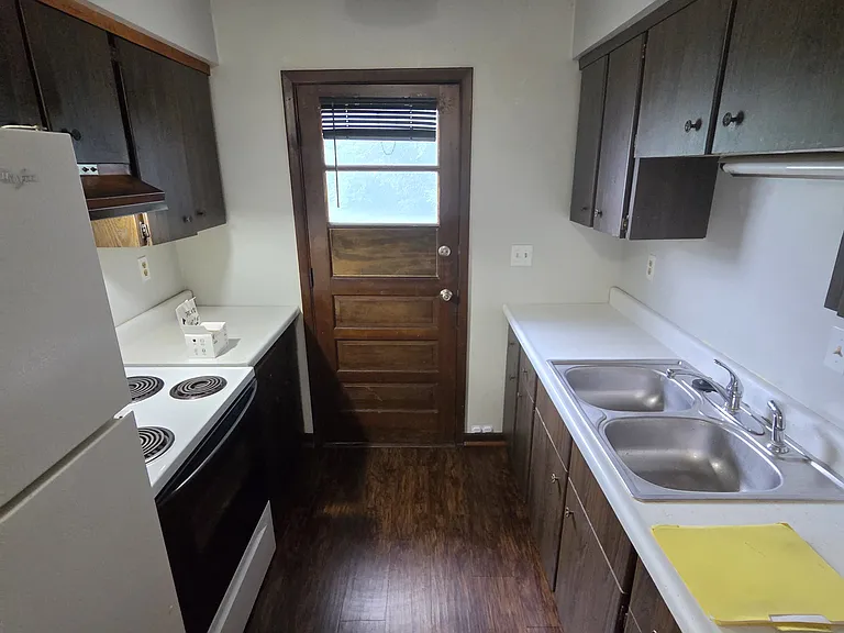 5360 Chelsea Rd #1 — Photo 3