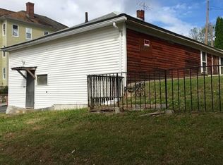 13 Division St, Worcester, MA 01604