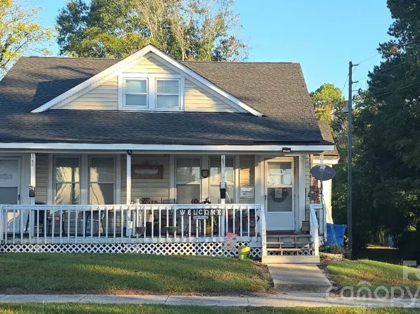105A-105B E Godfrey St, Pageland, SC 29728