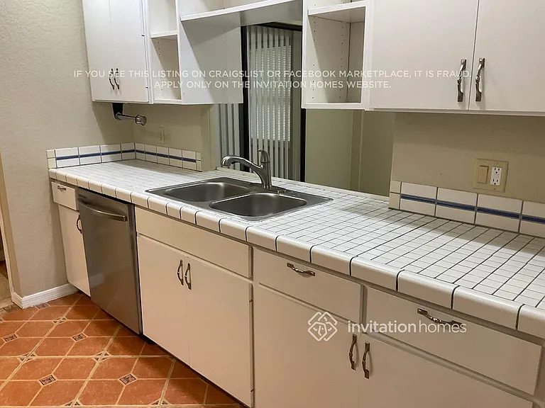 22568 Morocco Ave — Photo 5