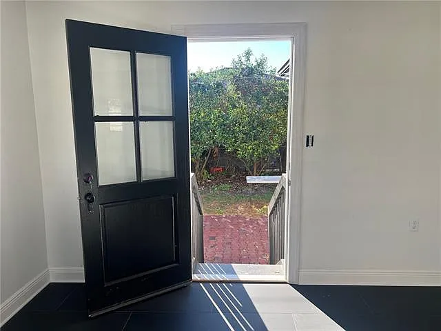 7924 Lincoln Beach Blvd — Photo 11