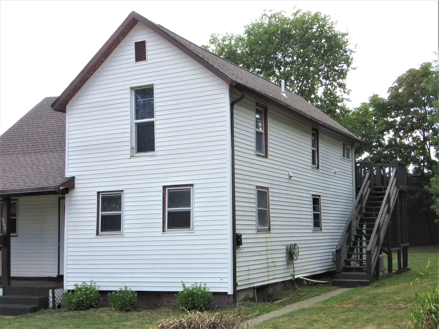 1 bed, 644 sqft, $956 — Photo 1