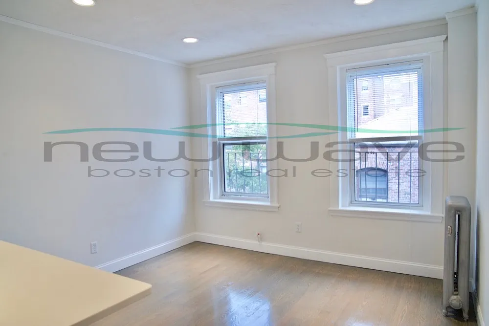 1 bed, 550 sqft, $3,000 — Photo 4