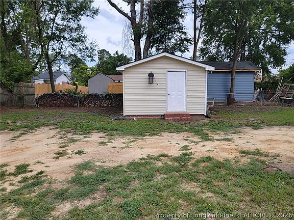4th image of 1344 Shaw Rd