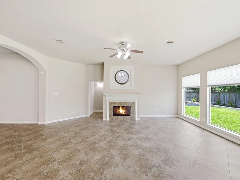 10703 Twilight Creek Ln — Photo 13