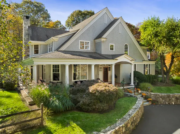 6 Winthrop Hills, Weston, CT 06883