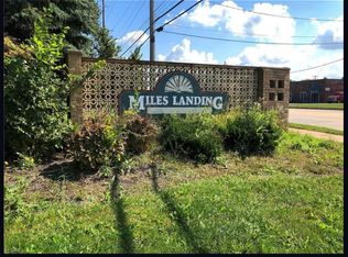 4889 Banbury Ct APT 18, Warrensville Heights, OH 44128