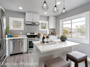1096 63rd St, Oakland, CA 94608