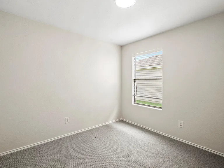 7910 Buffalo View Ln — Photo 13