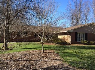 1316 Weatherbee Dr, Winston Salem, NC 27103