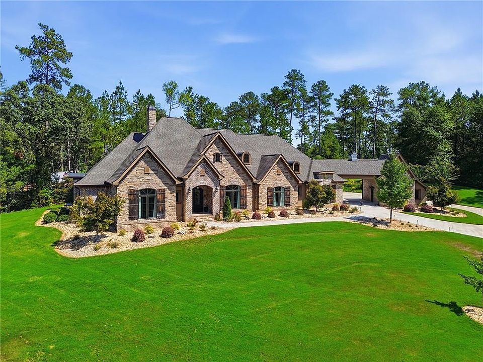 1st image of 515 River Forest Dr