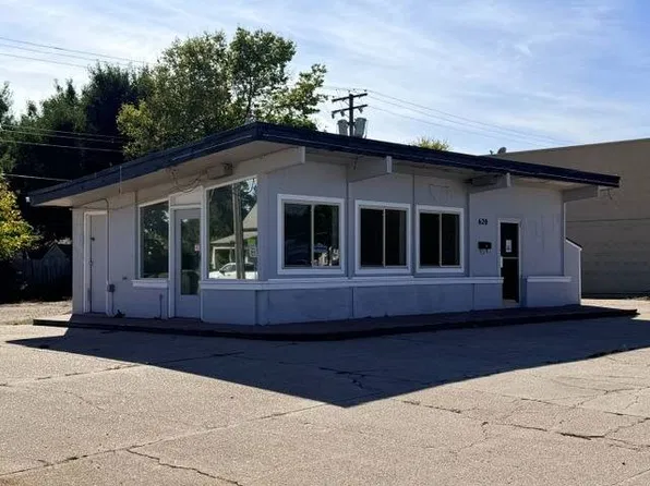 620 E 4th St, North Platte, NE 69101