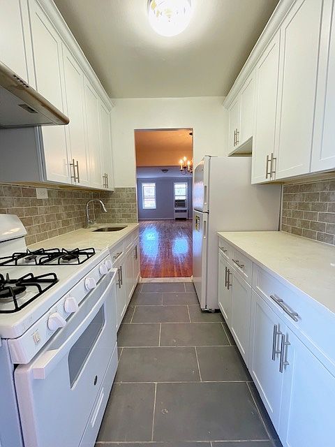 1st image of 2566 Ocean Ave #66