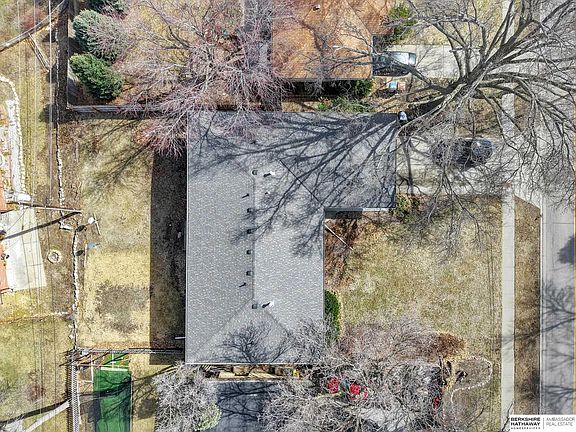 3rd image of 4620 Van Dorn St