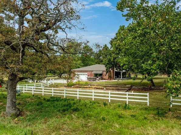 24100 S 550th Rd, Afton, OK 74331
