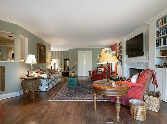 4th image of 5 The Court Of Bayview Ct