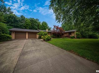 3 Shady Ln, Herrin, IL 62948