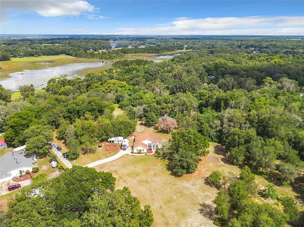 1919 Glen View Rd, Fruitland Park, FL 34731 MLS O6125145 Zillow