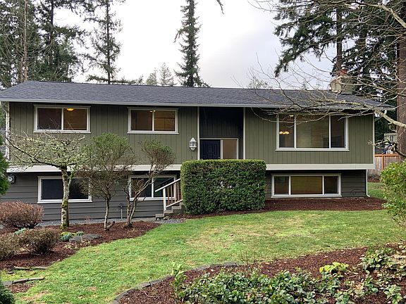 2nd image of 825 214th Pl NE