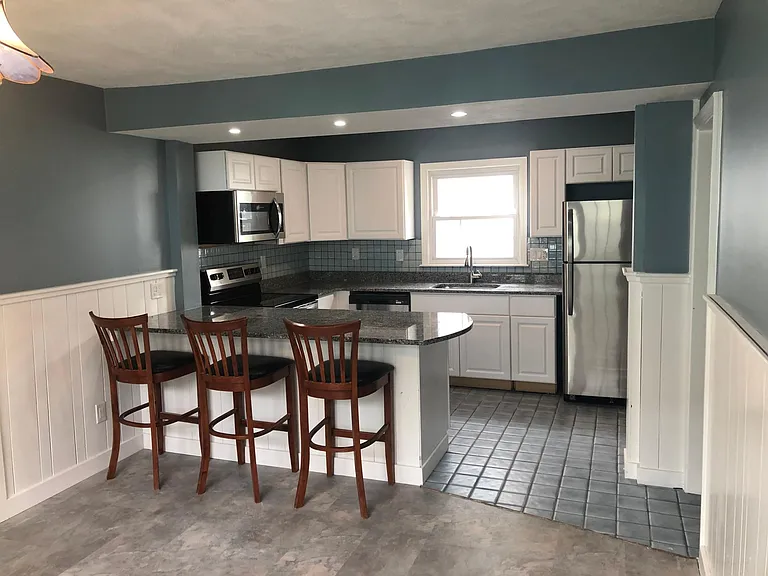 89 Congress St #1 — Photo 4
