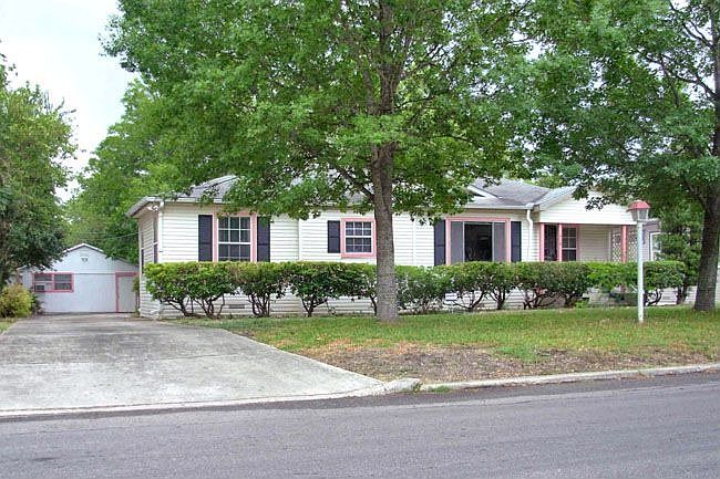 1st image of 618 John Adams Dr