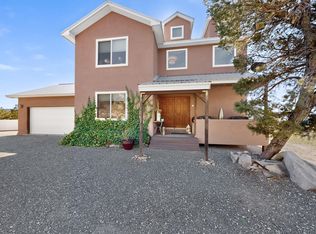 4 Rushmore Rd, Cedar Crest, NM 87008