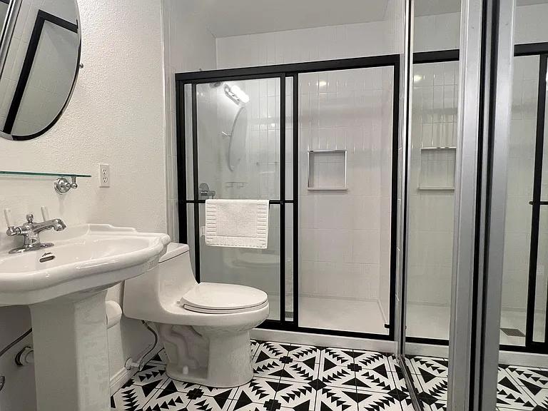 42995 Texas Ave — Photo 9