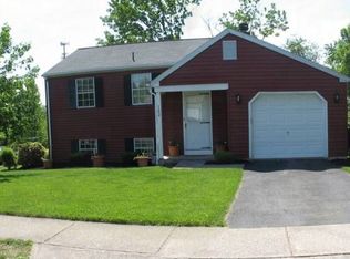 122 Lopax Rd, Harrisburg, PA 17112