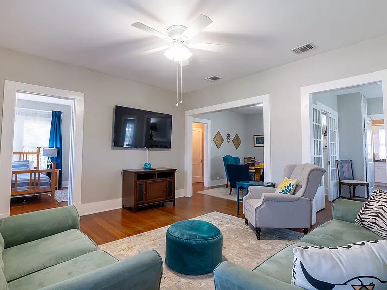 102 Harding Pl — Photo 4