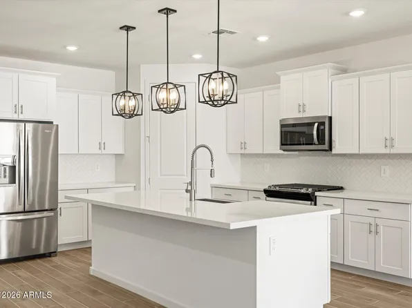 2569 E VINTAGE Drive, San Tan Valley, AZ 85143