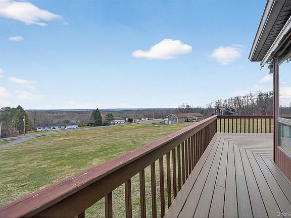 5th image of 963 Mountain Road