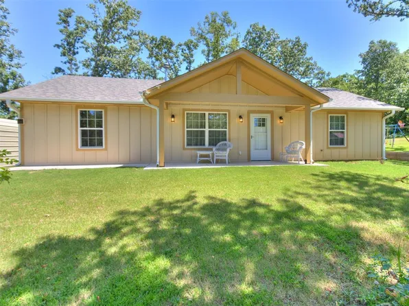 16802 Creek Valley Ln, Newalla, OK 74857