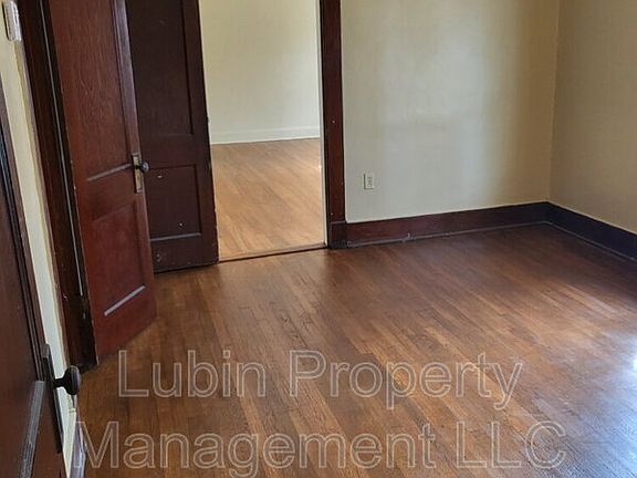 4th image of 698 Semmes St
