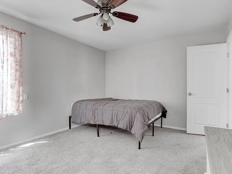 9325 W Desert Inn Rd #206 — Photo 23