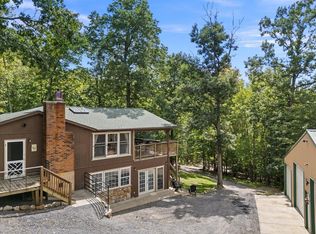 867 Blackberry Ln, New Market, VA 22844
