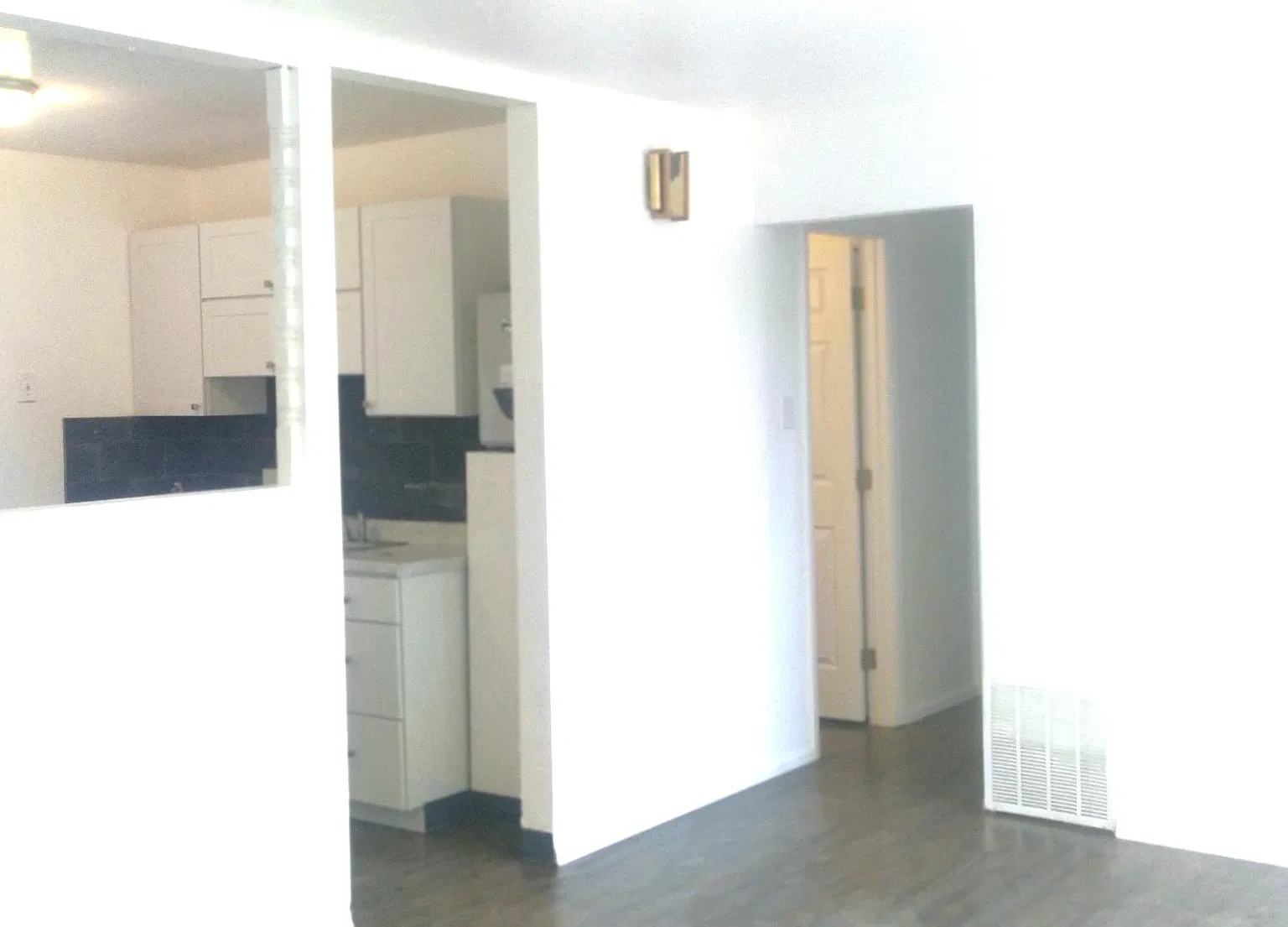 2 bed, 666 sqft, $1,200 — Photo 2