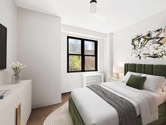4th image of 175 W 95th St APT 4J