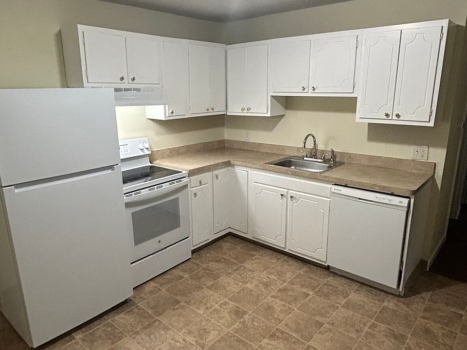 1st image of 89 Plympton St APT 1