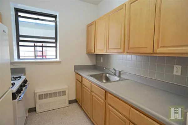 Rented by Halstead Real Estate | media 9