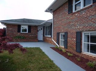 1380 Congo Rd, Wilkesboro, NC 28697